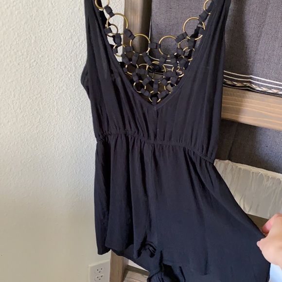 Romper - Picture 2 of 3